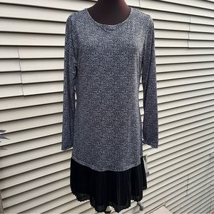 Michael Kors size medium gray and black dress with pleats